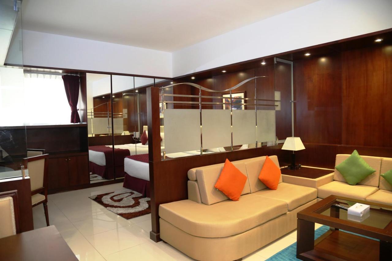 Al Faris 1 Hotel Apartments Dubai Esterno foto