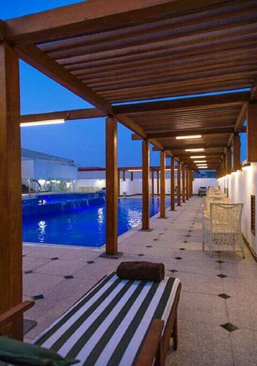 Al Faris 1 Hotel Apartments Dubai Esterno foto