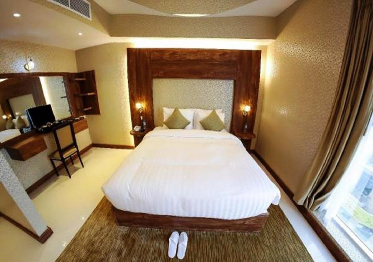 Al Faris 1 Hotel Apartments Dubai Esterno foto